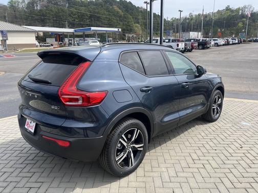 Denim Blue 2026 Volvo XC40 Core, B5 AWD Gas (mild hybrid), Dark