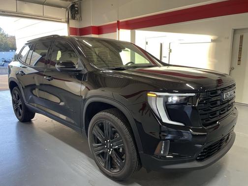 2026 GMC Acadia Elevation FWD