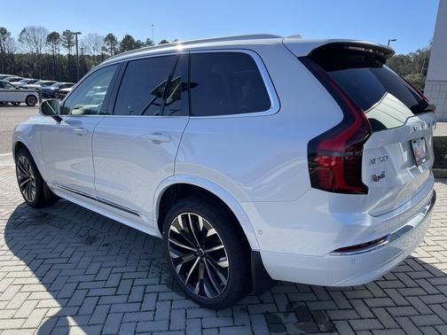 2026 Volvo XC90 Ultra, B6 AWD Gas (mild hybrid), Gasoline, Bright, 7 Seats