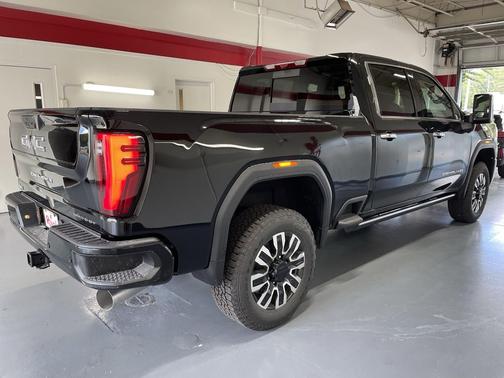 2026 GMC Sierra 3500 Denali