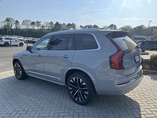 Vapour Grey Metallic 2026 Volvo XC90 Plus, B5 AWD Gas (mild hybrid), Gasoline, Bright, 7 Seats