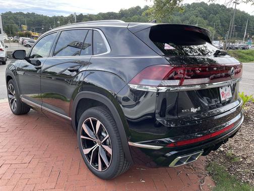 2026 Volkswagen Atlas Cross Sport 2.0T SEL Premium