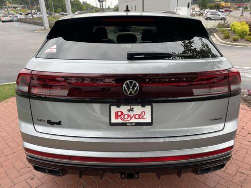 2026 Volkswagen Atlas Cross Sport 2.0T SEL