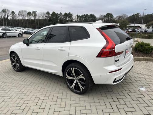 2025 Volvo XC60 Plug-In Hybrid Ultra