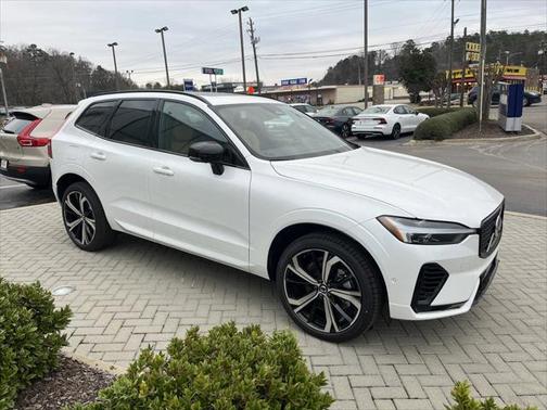 2025 Volvo XC60 Plug-In Hybrid Ultra