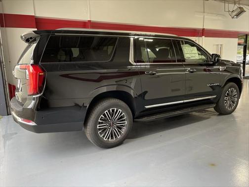 2025 GMC Yukon XL 2WD Elevation
