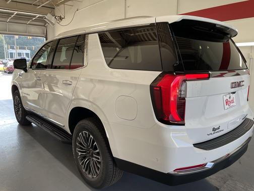2025 GMC Yukon 2WD Elevation