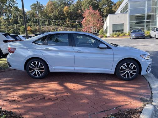 2026 Volkswagen Jetta 1.4T SE