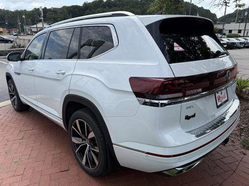 2026 Volkswagen Atlas 2.0T SEL Premium R-Line 4MOTION