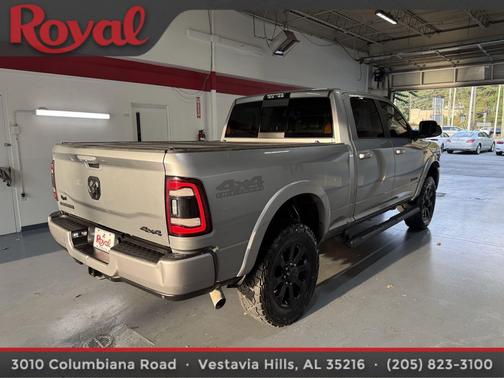 2020 RAM 2500 Laramie Crew Cab 4X4 6'4' Box