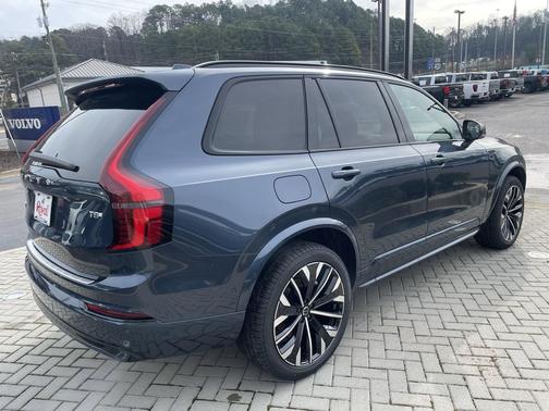 2026 Volvo XC90 Plug-In Hybrid Ultra Dark Theme, T8 AWD, Electric/Gasoline, 7 Seats