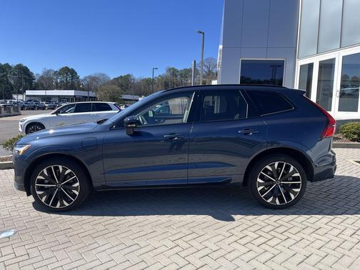 2026 Volvo XC60 Plug-In Hybrid T8 Ultra