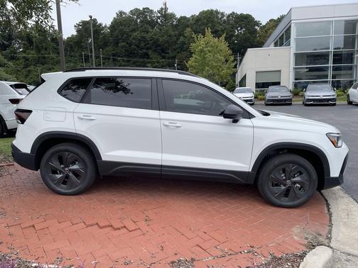2025 Volkswagen Taos 1.5T S