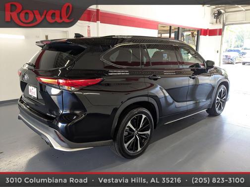 2022 Toyota Highlander XSE
