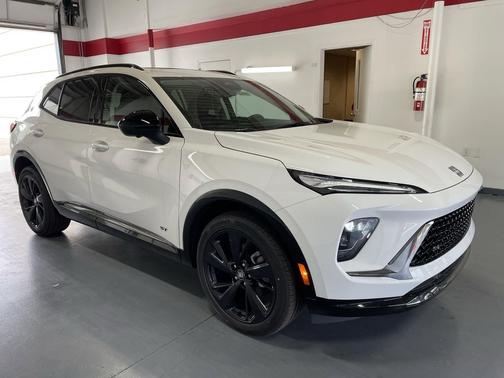 Summit White 2026 Buick Envision Sport Touring AWD