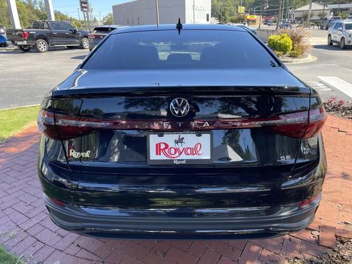 2026 Volkswagen Jetta 1.4T SE