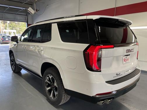 2026 GMC Yukon 4WD AT4 Ultimate