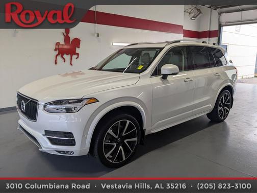 2018 Volvo XC90 T6 Momentum