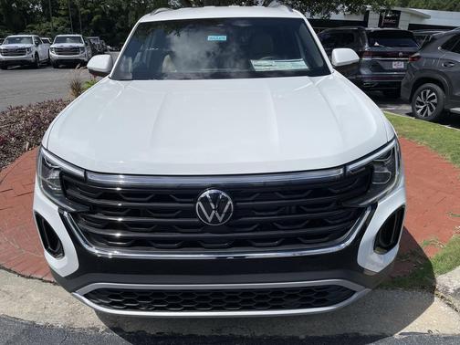 2025 Volkswagen Atlas Cross Sport 2.0T SE