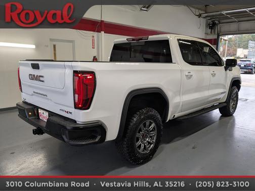 2025 GMC Sierra 1500 AT4X