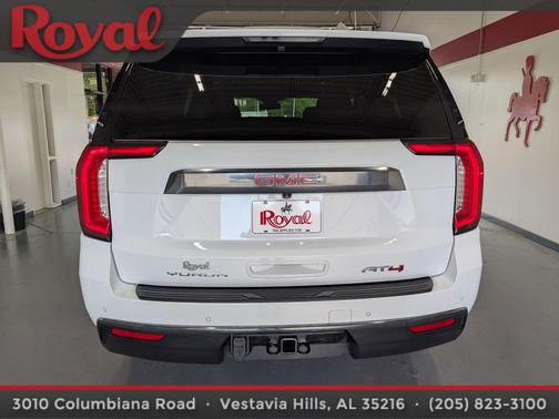 2023 GMC Yukon XL 4WD AT4