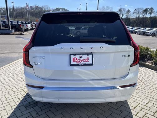 2026 Volvo XC90 B6 Ultra 6-Seater