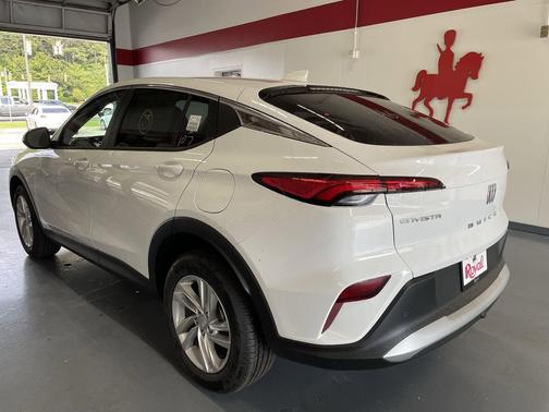 2025 Buick Envista Preferred FWD