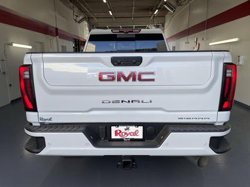 2026 GMC Sierra 2500 Denali
