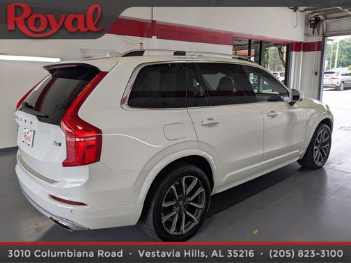 Ice White 2019 Volvo XC90 T6 Momentum
