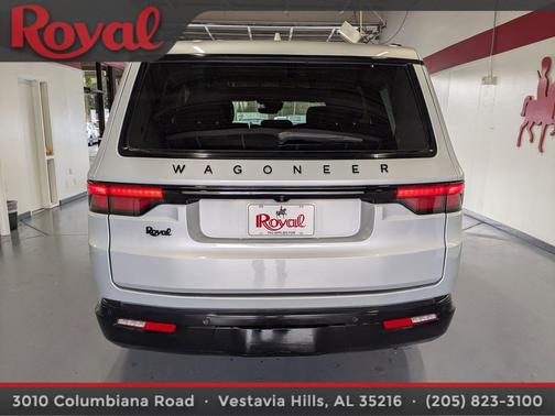 2023 Jeep Wagoneer Series II Carbide 4x2