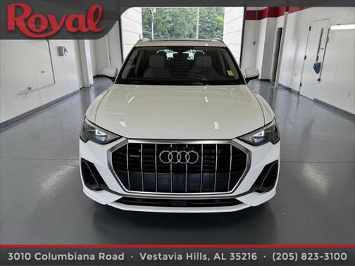 2022 Audi Q3 45 S line Premium