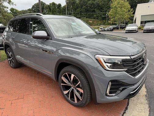 2026 Volkswagen Atlas 2.0T SEL Premium R-Line 4MOTION