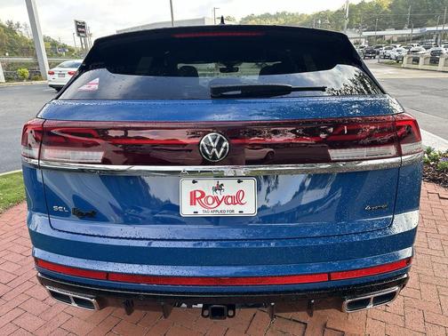 2025 Volkswagen Atlas Cross Sport 2.0T SEL Premium
