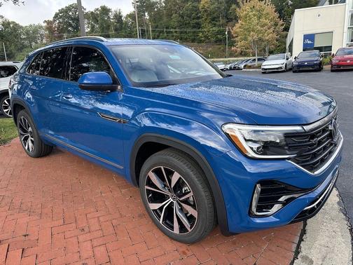2025 Volkswagen Atlas Cross Sport 2.0T SEL Premium
