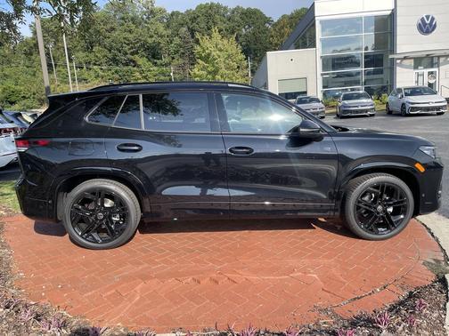 2025 Volkswagen Tiguan 2.0T SE R-Line Black