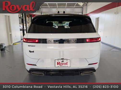 2025 Land Rover Range Rover Sport SE