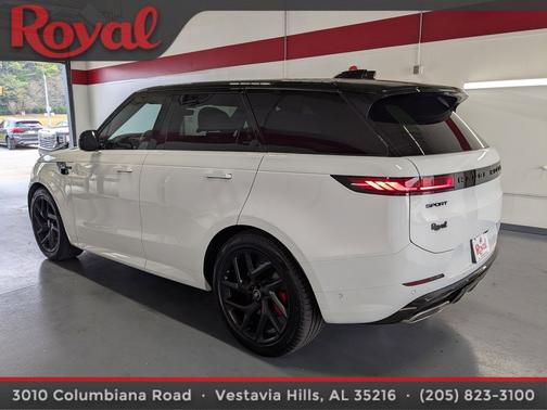 2025 Land Rover Range Rover Sport SE