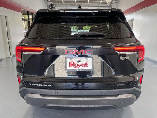 2026 GMC Terrain FWD Elevation