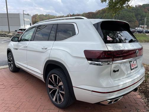 2026 Volkswagen Atlas 2.0T SEL Premium R-Line 4MOTION