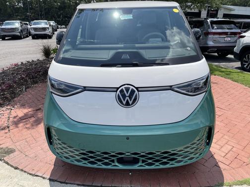 2025 Volkswagen ID. Buzz 1st Edition with 4MOTION