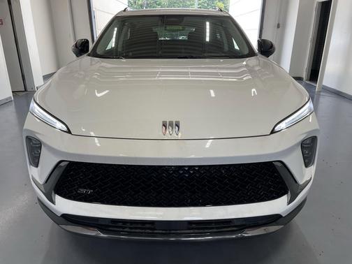 2025 Buick Envision Sport Touring AWD