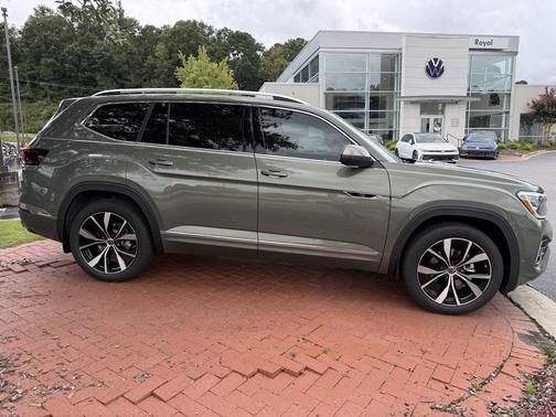 2026 Volkswagen Atlas 2.0T SEL Premium R-Line 4MOTION