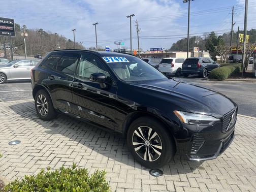 2025 Volvo XC60 B5 Core