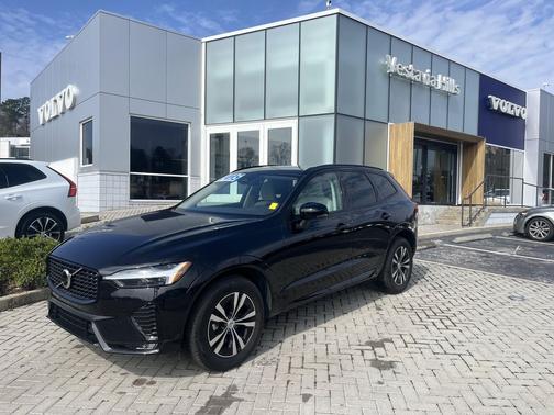 2025 Volvo XC60 B5 Core