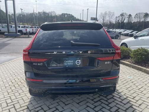 2025 Volvo XC60 B5 Core