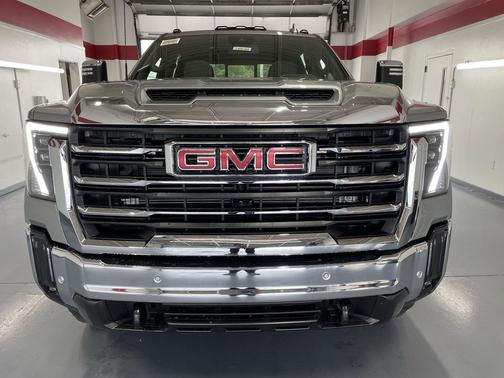 2026 GMC Sierra 2500 SLT