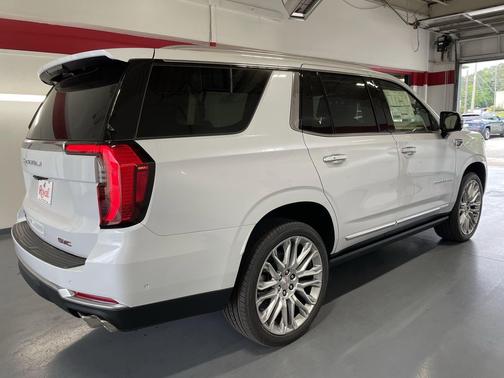 Glacier White Tricoat 2026 GMC Yukon Denali