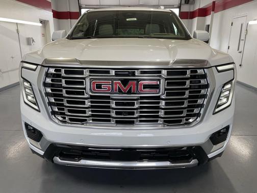 Glacier White Tricoat 2026 GMC Yukon Denali