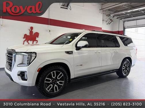 White Frost Tricoat 2022 GMC Yukon XL 4WD AT4