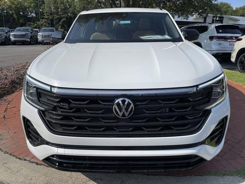 2026 Volkswagen Atlas Cross Sport 2.0T SEL